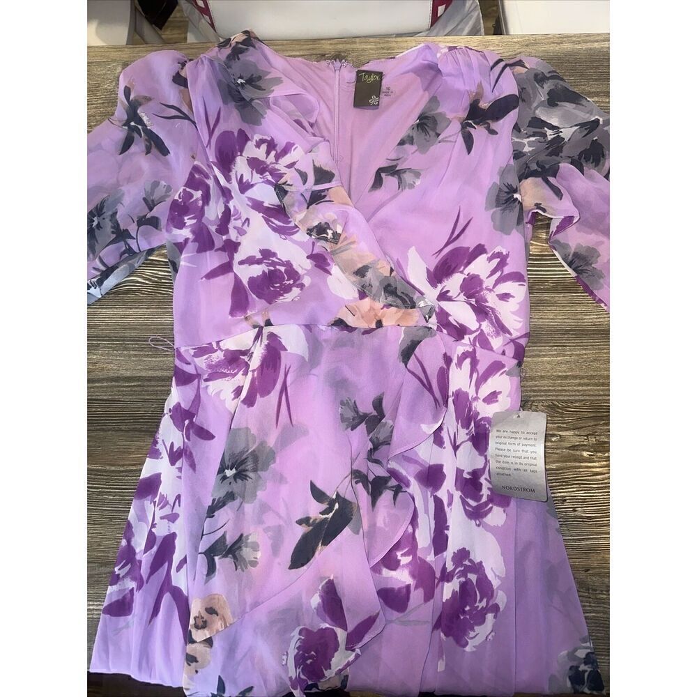 Taylor Wisteria Coral Floral Chiffon Women’s Dress. Size 10. NWT. $118.00 6